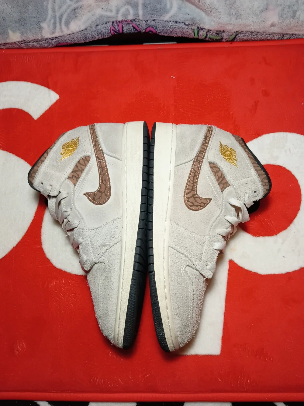 Air Jordan 1 Mid SE Brown Elephant 6.5Y Womens 8 DZ5369-102